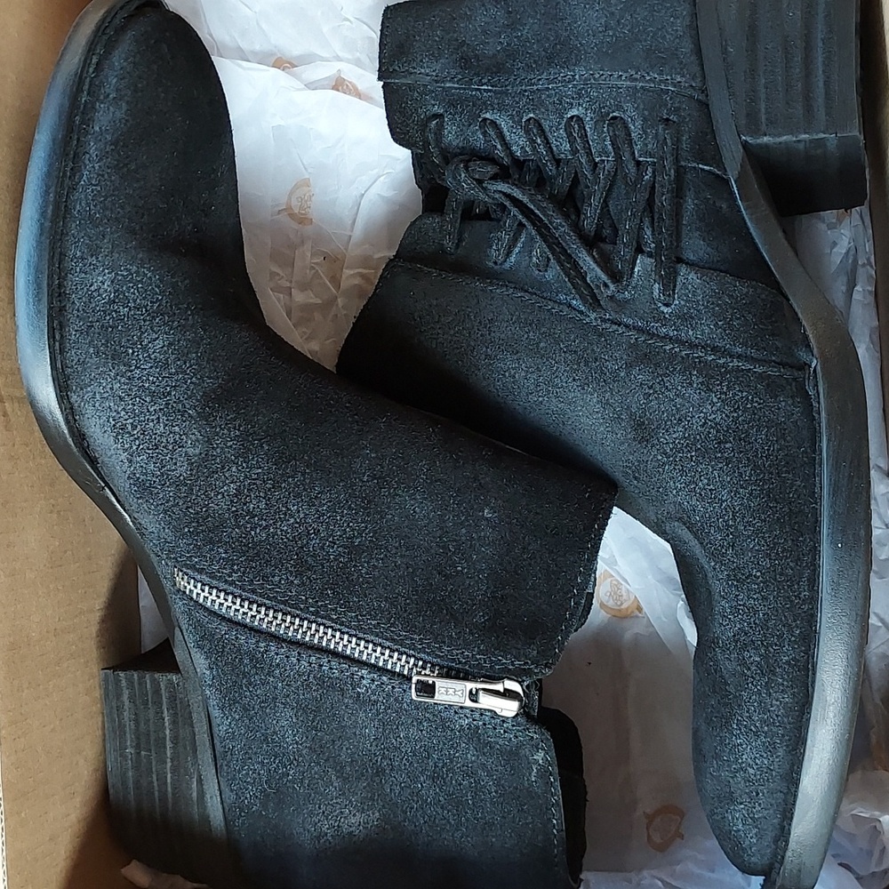 Women's Born Bessie ankle booties size 9 - Picture 6 of 7